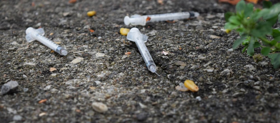 Needles,In,Alley,,Dirty,Syringes,Left,In,A,Public,Place